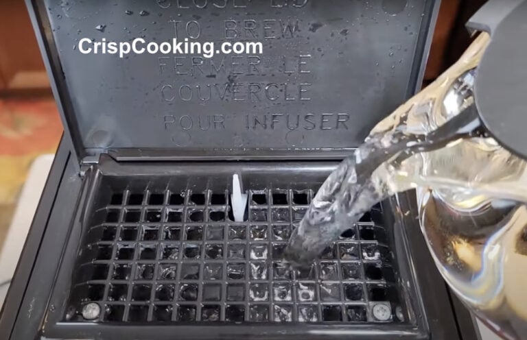 4 Easy Ways to Clean a Bunn Coffee Maker 4 Easy Ways to Clean a Bunn Coffee Maker