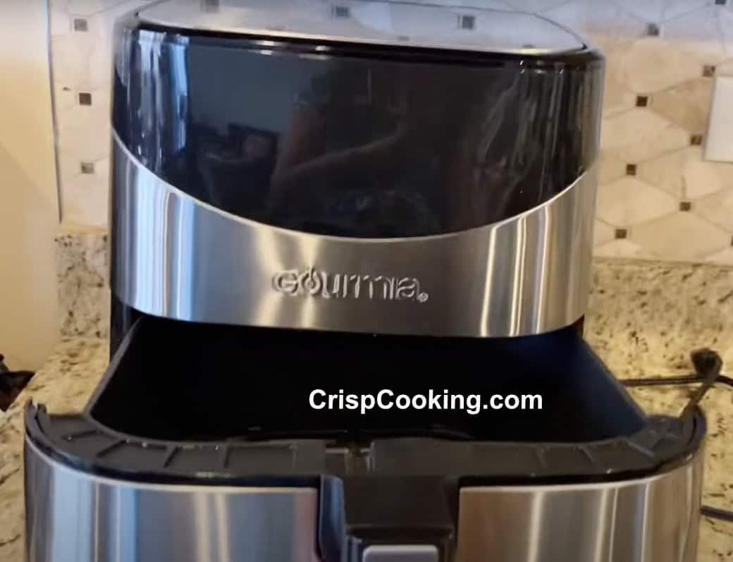 How to Clean a Gourmia Air Fryer Simple Guide with over 20 Pictures