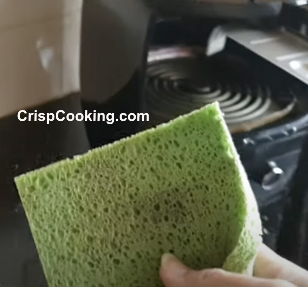 Sponge to clean Philips air fryer heating element