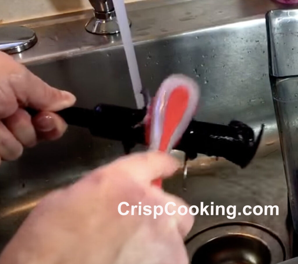 Clean Ninja Blender blade with brush