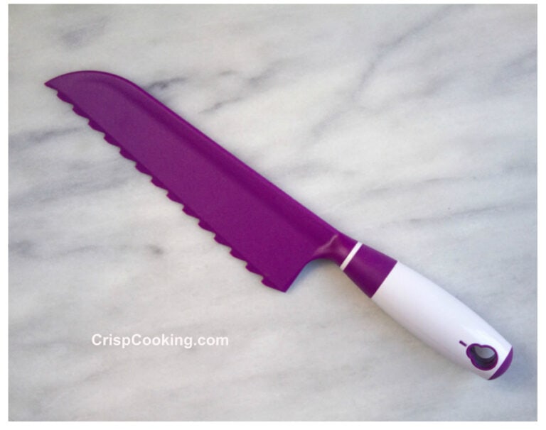 What is a Lettuce Knife Crisp Cooking